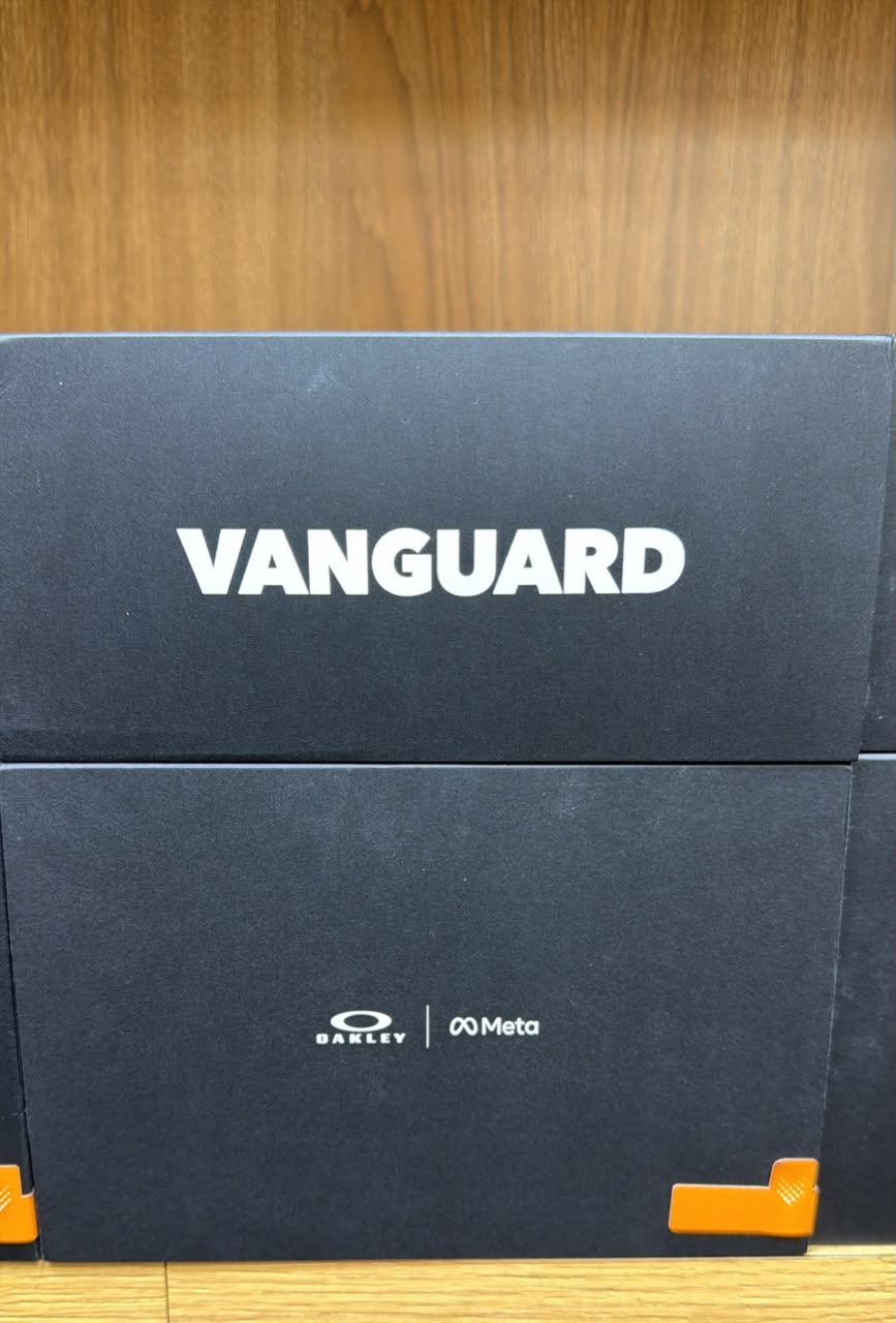 Oakley Meta Vanguard Smart Glasses